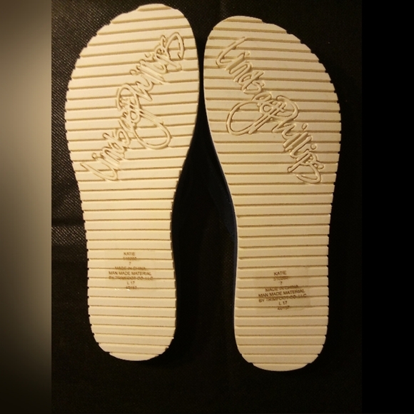 Lindsay Phillips -NWT Switch Flops, Multi Colored Sandals W/ Bow Button Attached - Picture 5 of 9